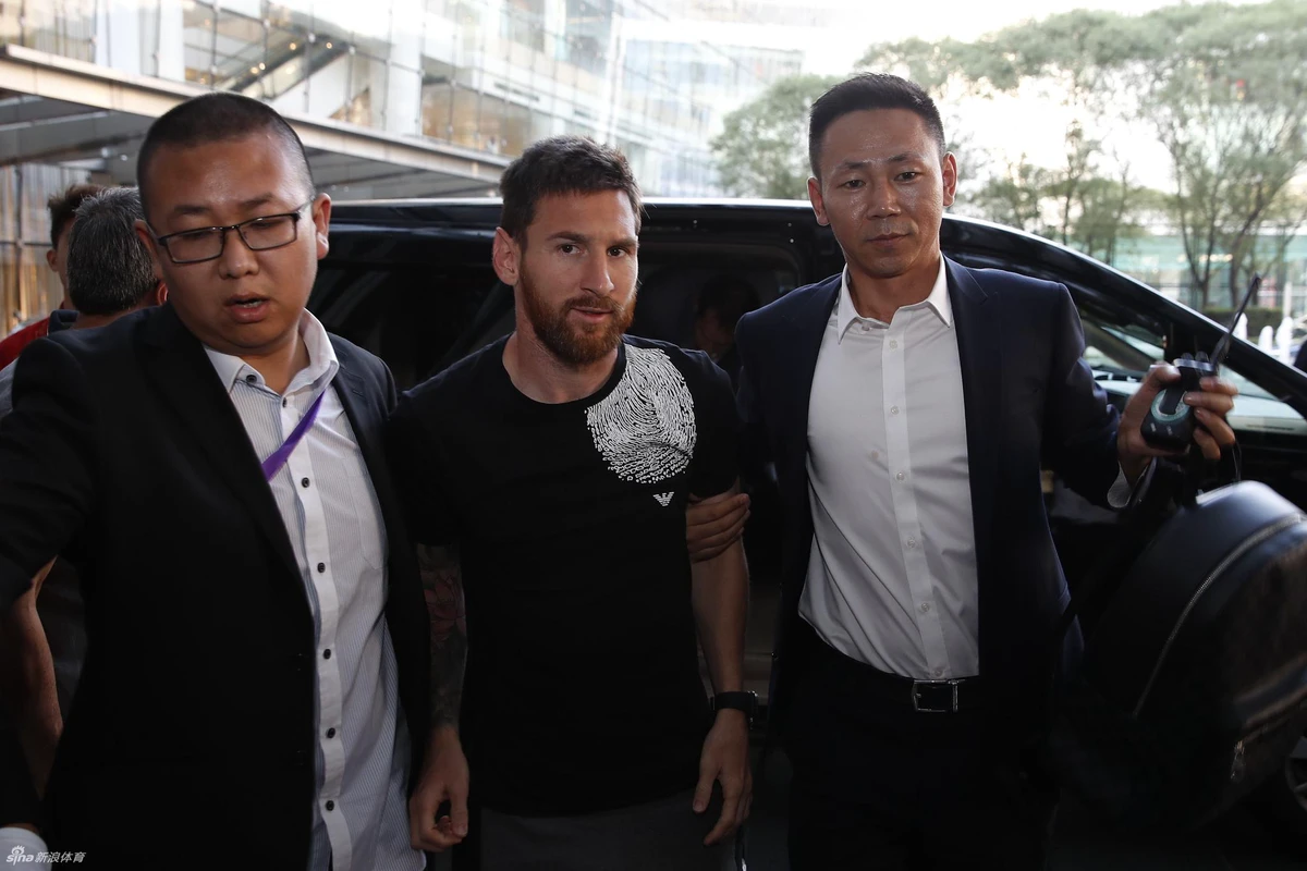 如何利用高科技设备解决篮球训练中的常见问题_1